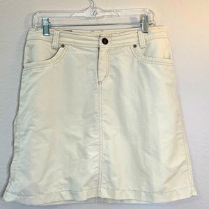 Kühl Women’s Ryder Rise Cream /Ivory Skirt Hiking outdoors Sz 8
